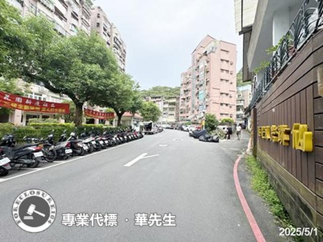 台北文山區法拍大樓-6