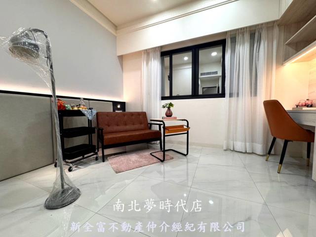 高雄鹽埕透天-8