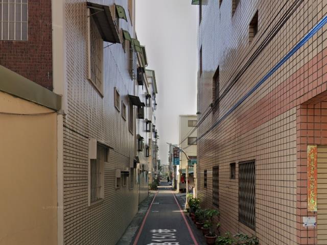 鳳山公寓法拍-1