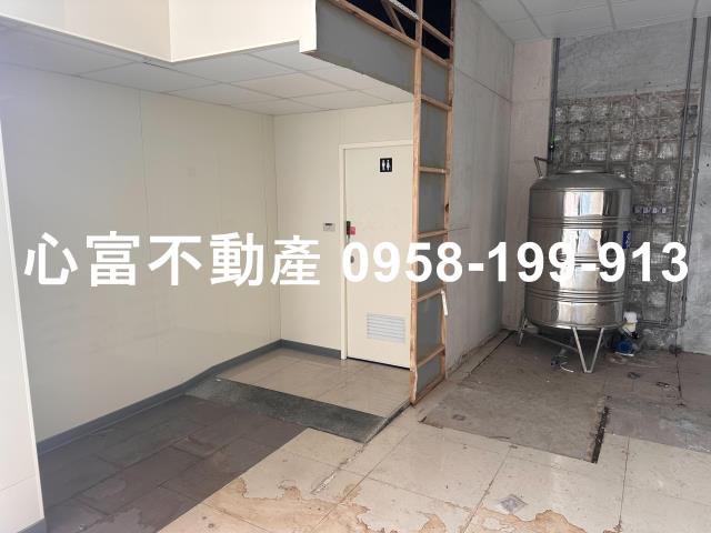 高雄岡山店面-2