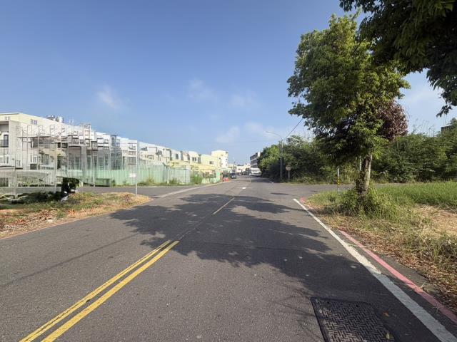 關廟市區稀有大面寬建地出售