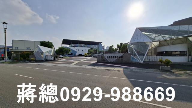 臨近仁德交流道大灣交流道30米中正路面建地