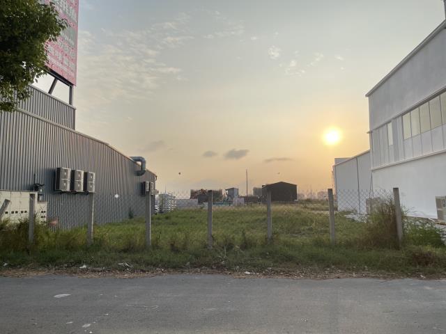 台中大慶重劃區雙面臨路建地