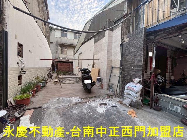 東區大同段臨4米活巷方正住五建地