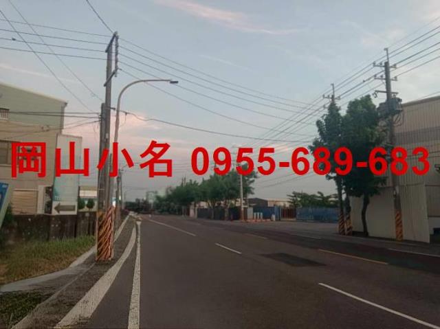 高雄路竹大路邊工業地