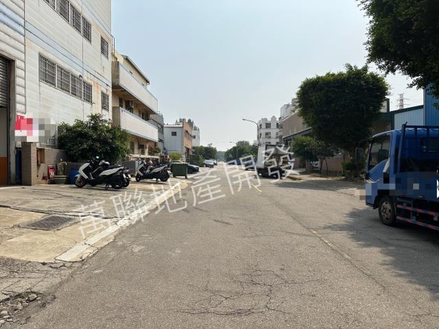 工業區內小廠房