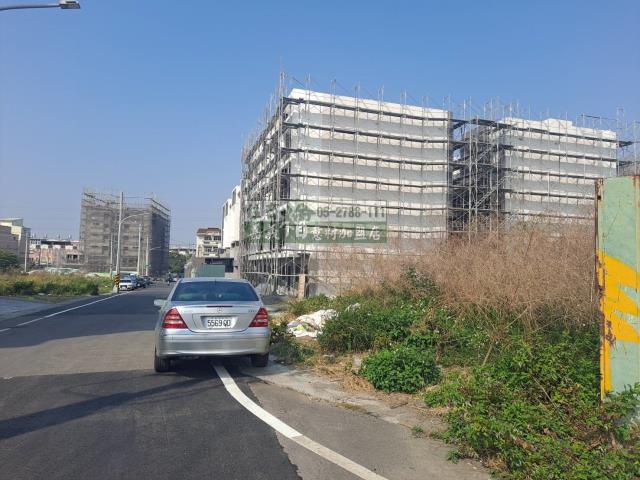和睦國小旁建地