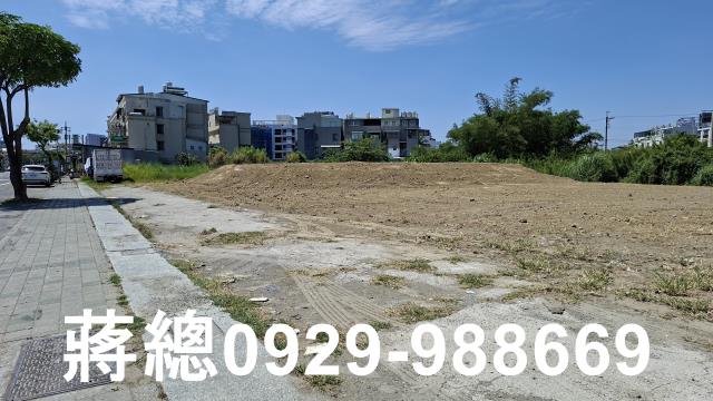 仁德中正路路面建地近交流道虎尾寮大面寬正路面朝南